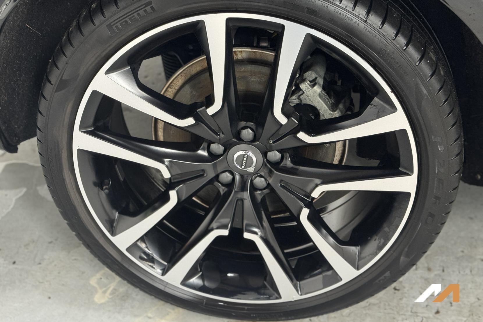 Volvo XC60 2.0h T8 18.8kWh Ultra Bright SUV 5dr Petrol Plug-in Hybrid Auto AWD Euro 6 (s/s) (455 ps)