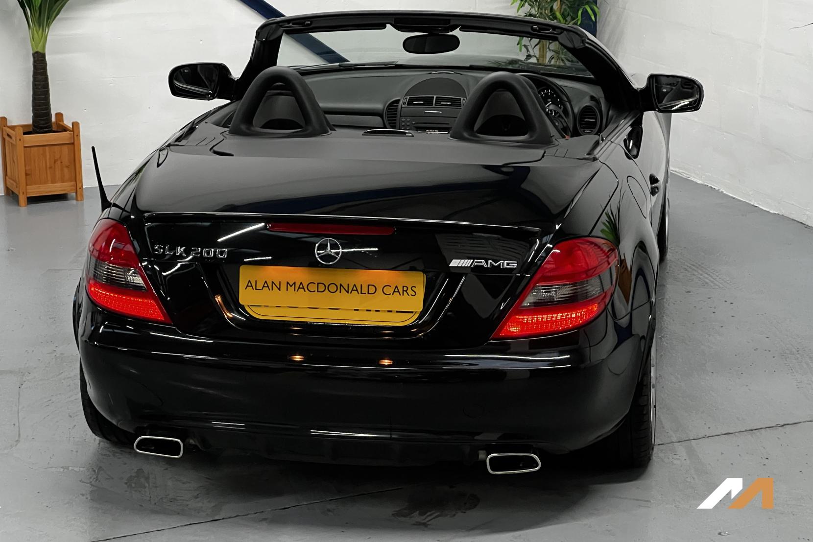 Mercedes-Benz SLK 1.8 SLK200K Convertible 2dr Petrol Tiptronic Euro 4 (184 ps)