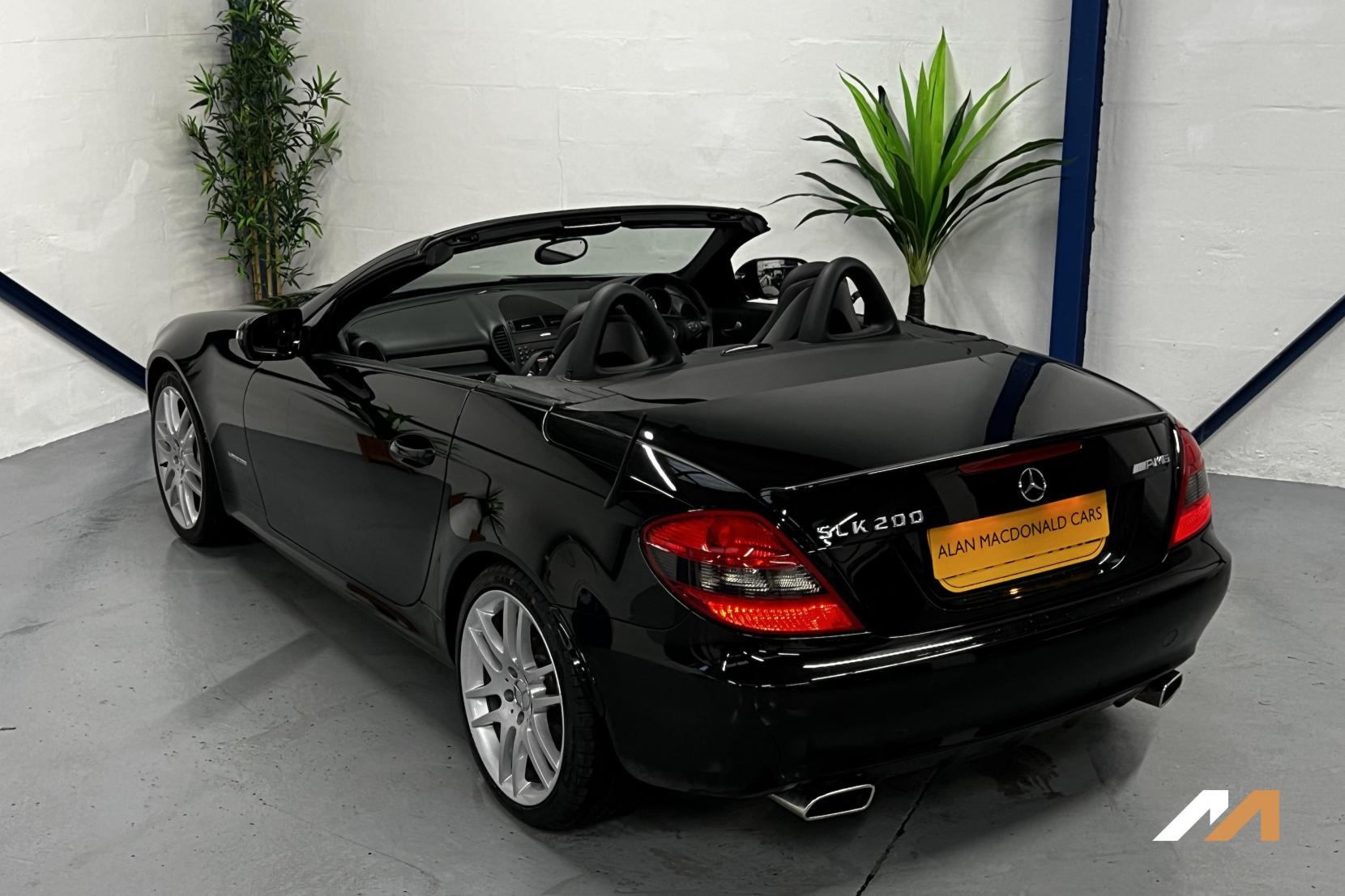 Mercedes-Benz SLK 1.8 SLK200K Convertible 2dr Petrol Tiptronic Euro 4 (184 ps)