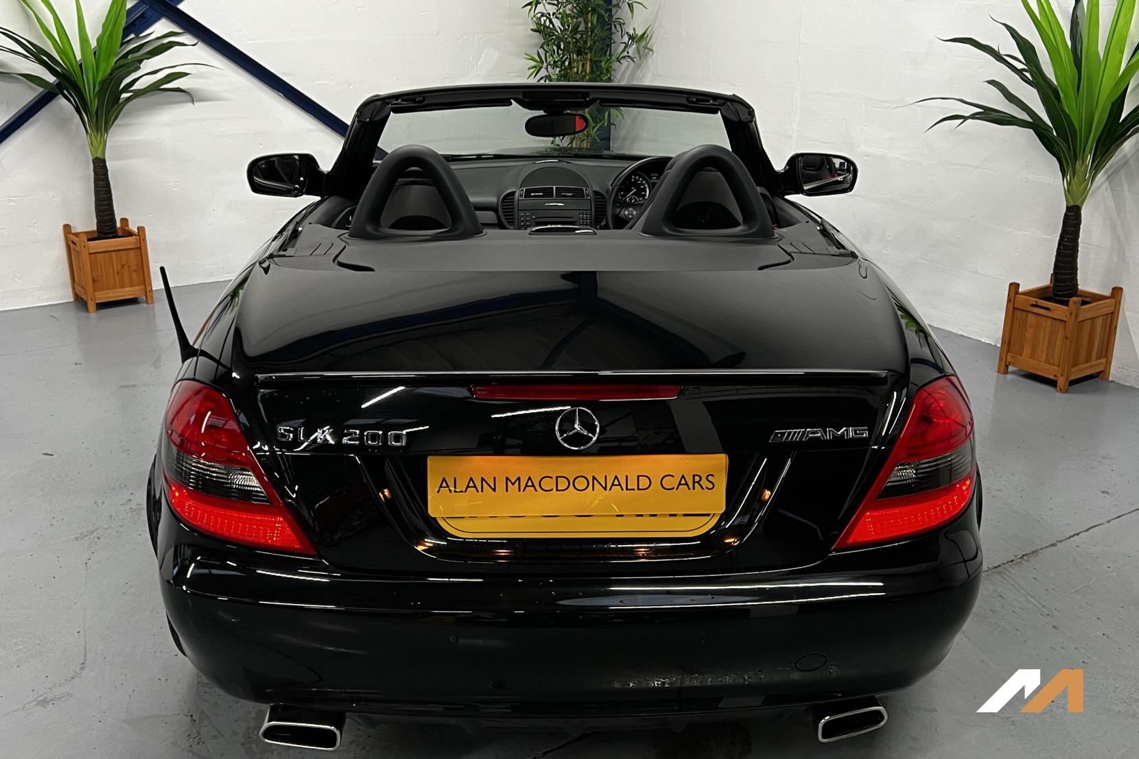 Mercedes-Benz SLK 1.8 SLK200K Convertible 2dr Petrol Tiptronic Euro 4 (184 ps)