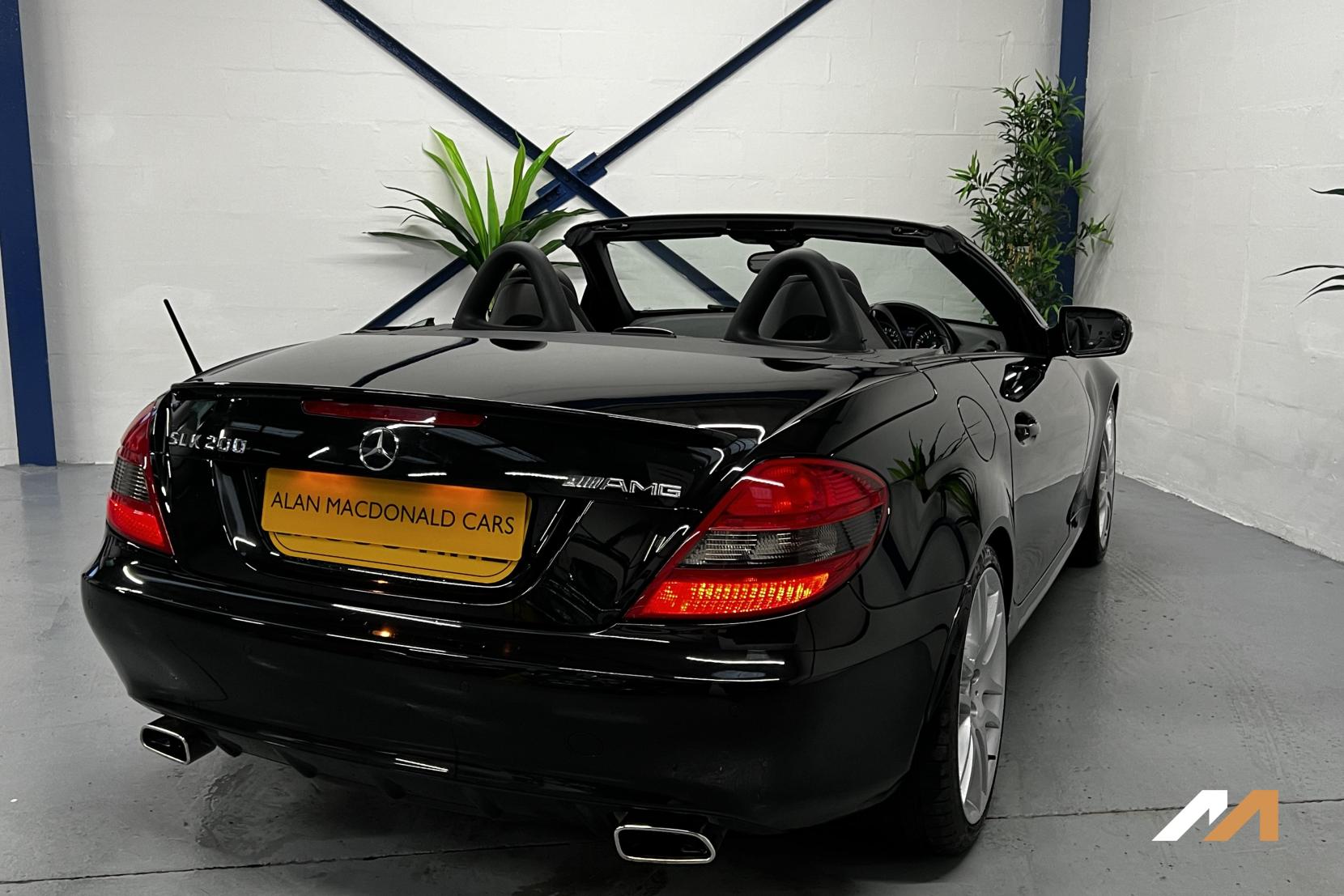 Mercedes-Benz SLK 1.8 SLK200K Convertible 2dr Petrol Tiptronic Euro 4 (184 ps)