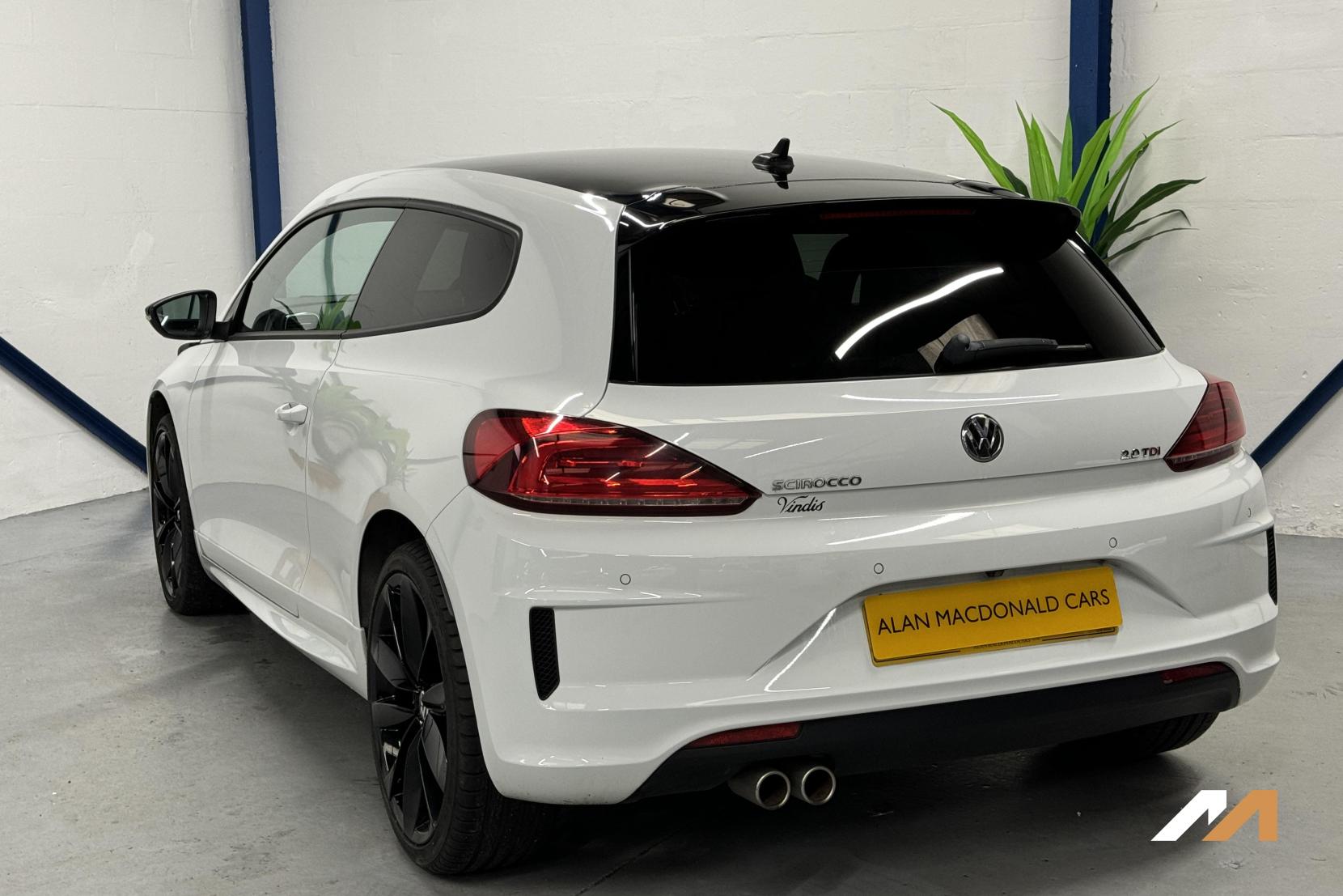 Volkswagen Scirocco 2.0 TDI BlueMotion Tech R-Line Black Edition Hatchback 3dr Diesel Manual Euro 6 (s/s) (184 ps)