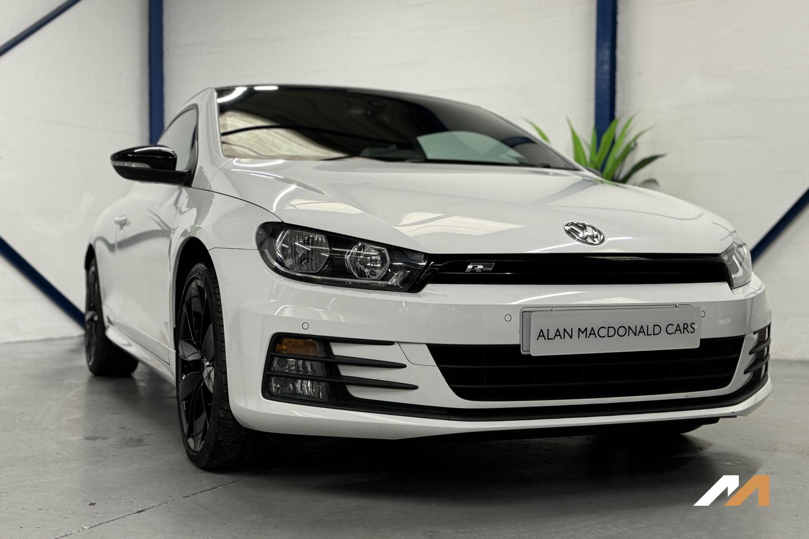 Volkswagen Scirocco 2.0 TDI BlueMotion Tech R-Line Black Edition Hatchback 3dr Diesel Manual Euro 6 (s/s) (184 ps)