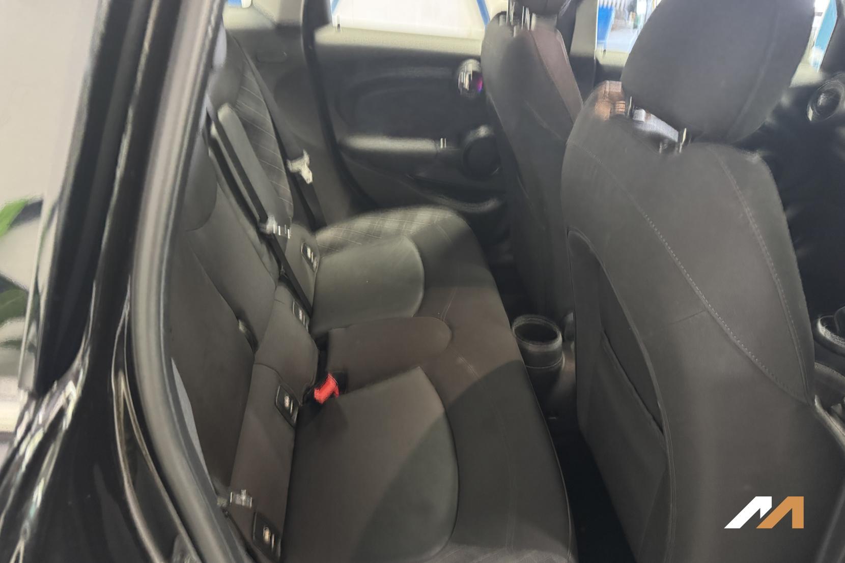 MINI Hatch 1.5 Cooper Hatchback 5dr Petrol Auto Euro 6 (s/s) (136 ps)