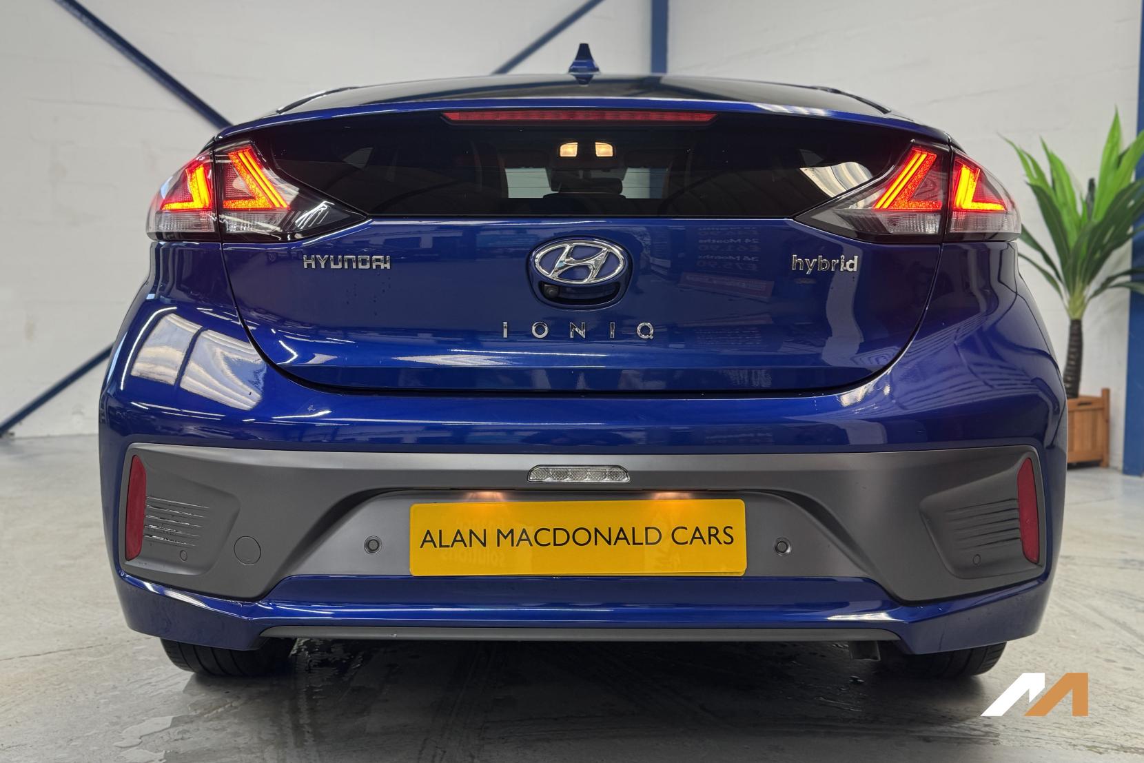 Hyundai IONIQ 1.6 h-GDi Premium SE Hatchback 5dr Petrol Hybrid DCT Euro 6 (s/s) (141 ps)