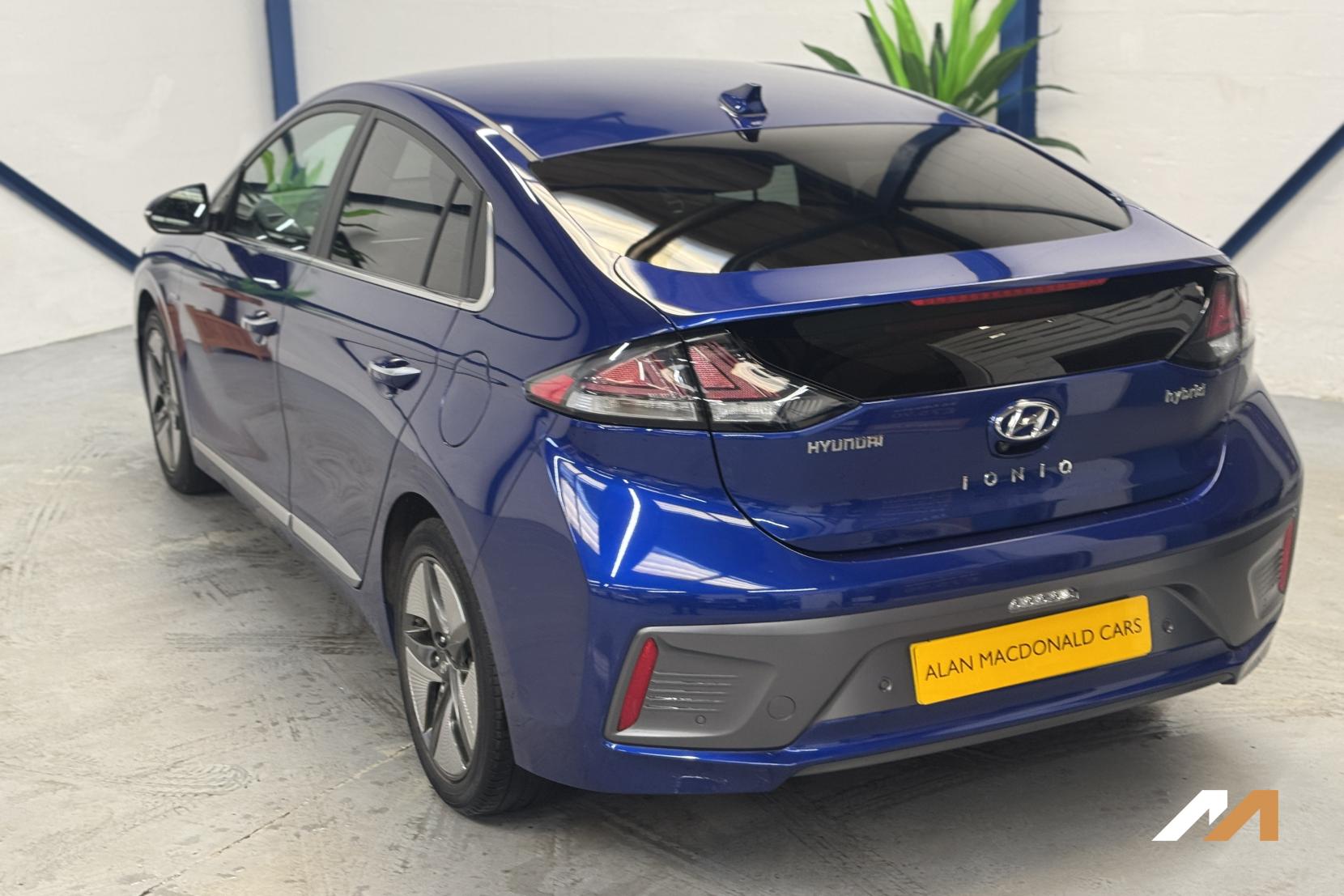 Hyundai IONIQ 1.6 h-GDi Premium SE Hatchback 5dr Petrol Hybrid DCT Euro 6 (s/s) (141 ps)