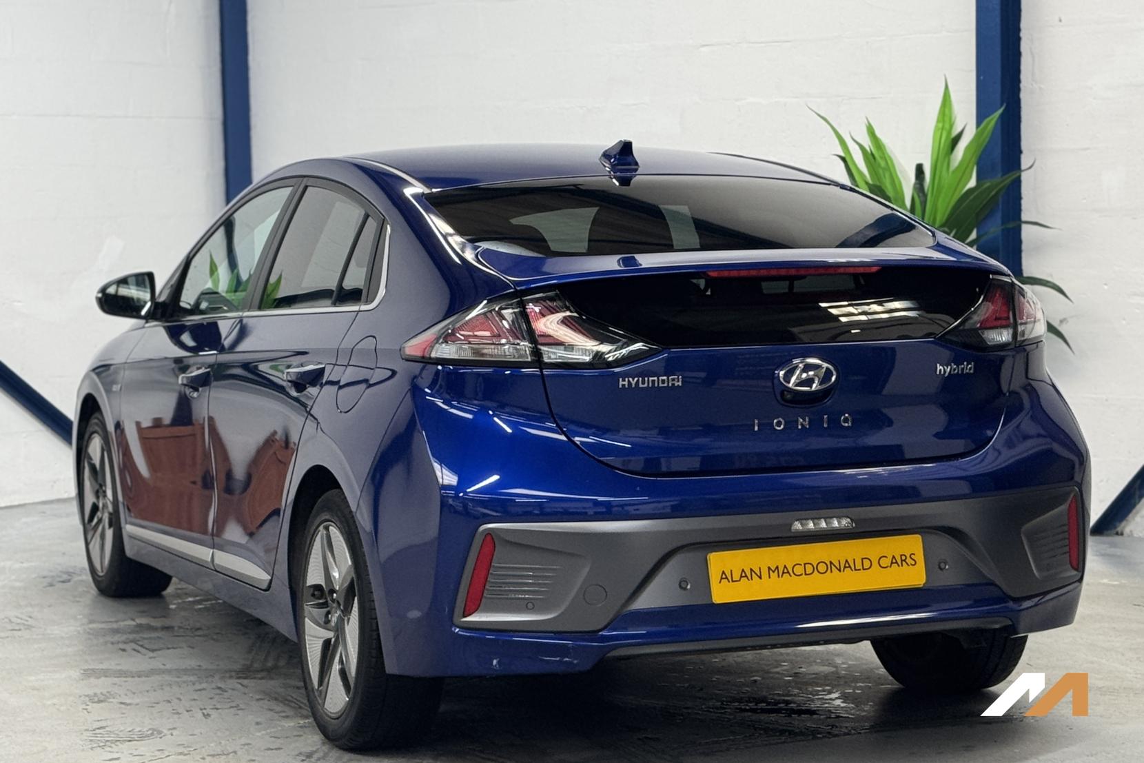 Hyundai IONIQ 1.6 h-GDi Premium SE Hatchback 5dr Petrol Hybrid DCT Euro 6 (s/s) (141 ps)