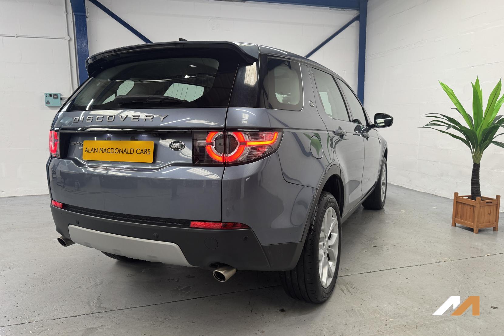 Land Rover Discovery Sport 2.0 TD4 HSE SUV 5dr Diesel Manual 4WD Euro 6 (s/s) (180 ps)