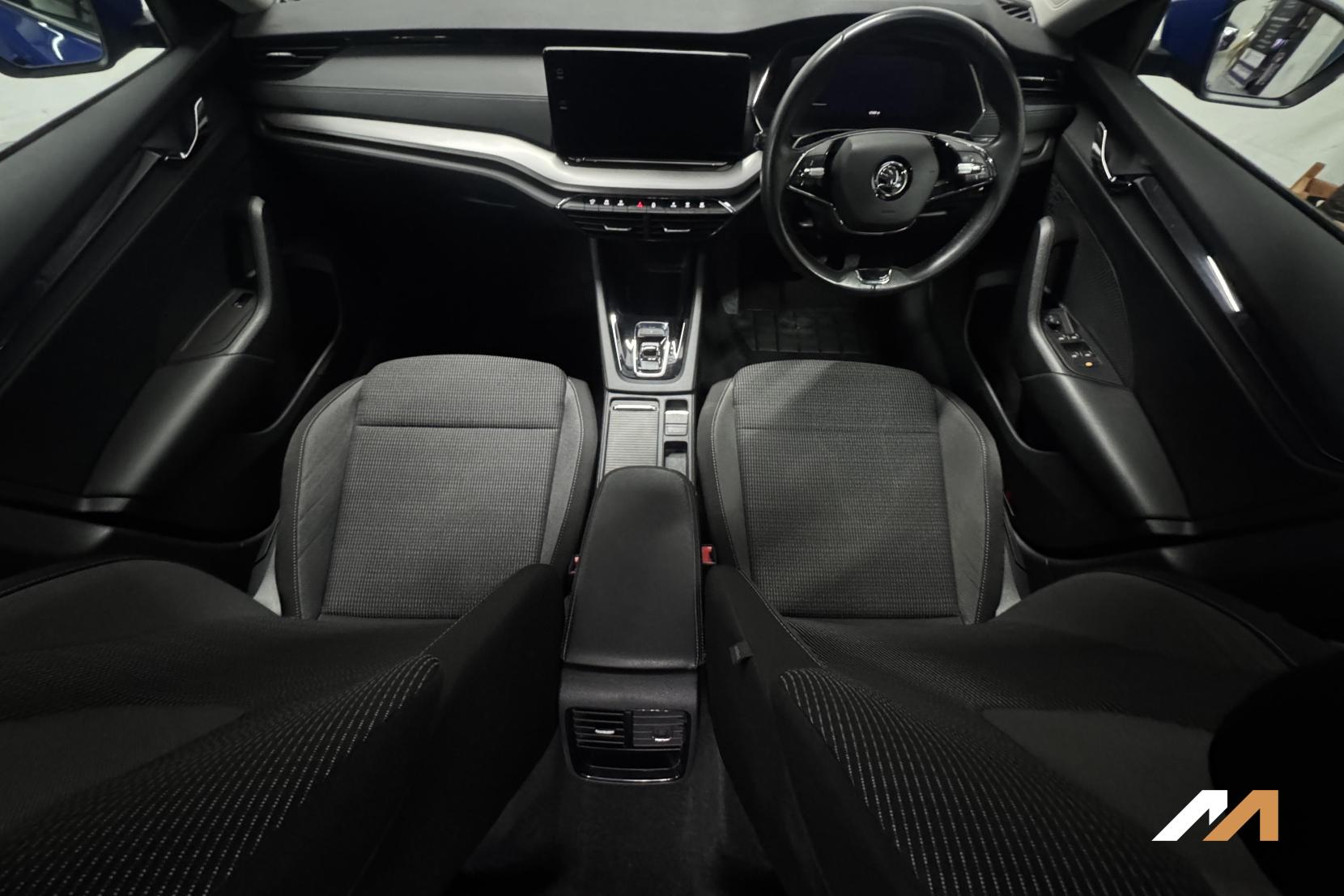 Skoda Octavia 1.4 TSI iV 13kWh SE Technology Estate 5dr Petrol Plug-in Hybrid DSG Euro 6 (s/s) (204 ps)