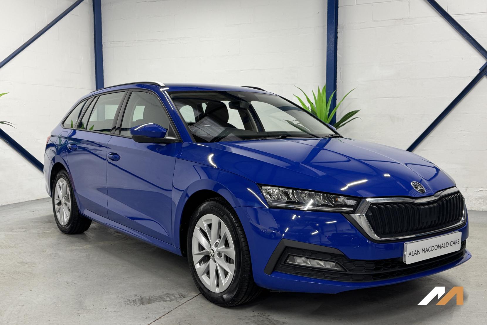 Skoda Octavia 1.4 TSI iV 13kWh SE Technology Estate 5dr Petrol Plug-in Hybrid DSG Euro 6 (s/s) (204 ps)