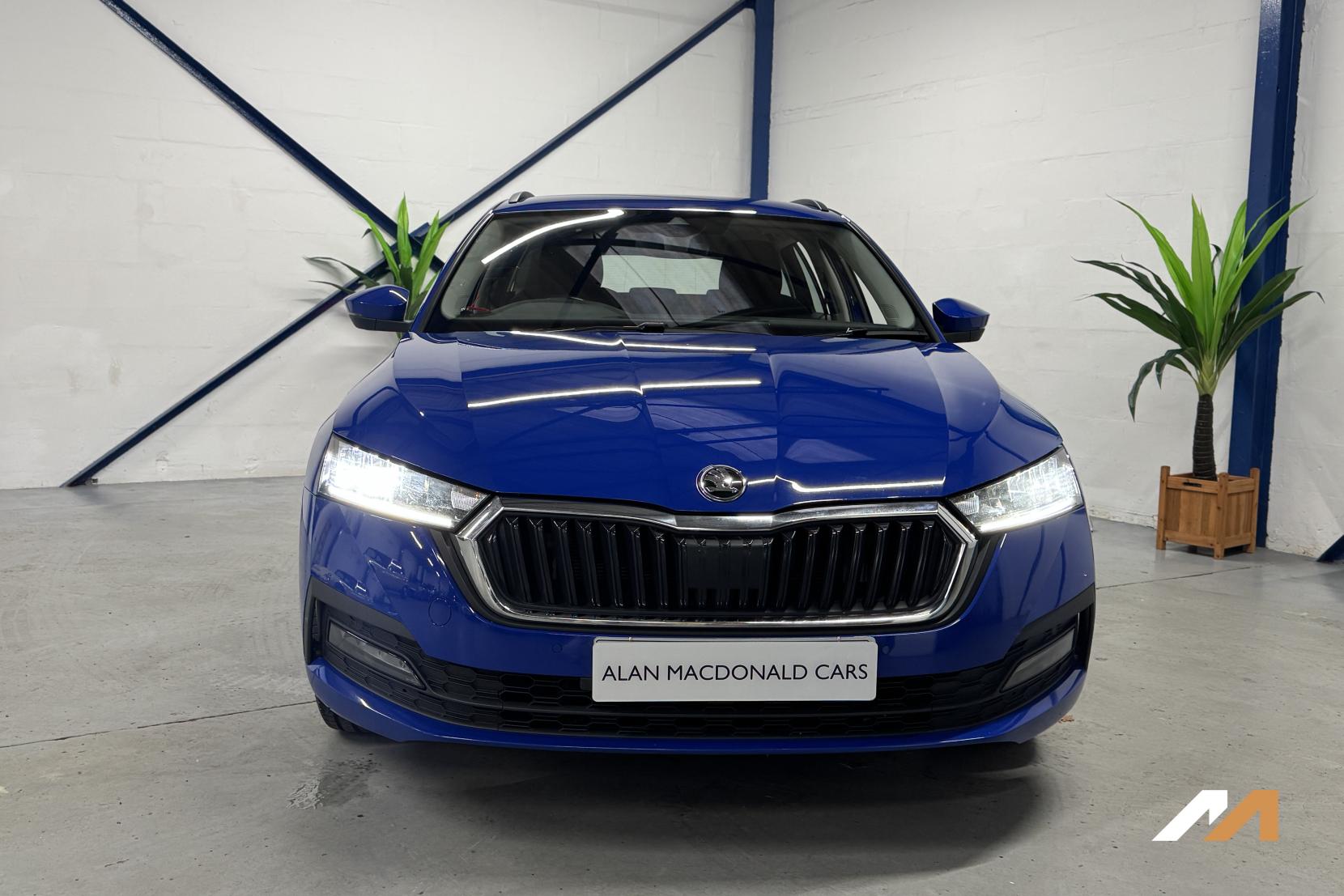 Skoda Octavia 1.4 TSI iV 13kWh SE Technology Estate 5dr Petrol Plug-in Hybrid DSG Euro 6 (s/s) (204 ps)