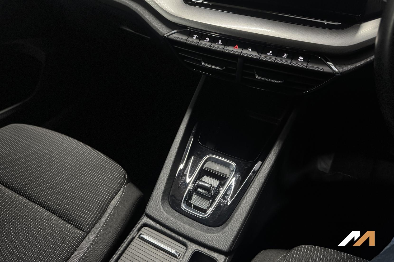 Skoda Octavia 1.4 TSI iV 13kWh SE Technology Estate 5dr Petrol Plug-in Hybrid DSG Euro 6 (s/s) (204 ps)