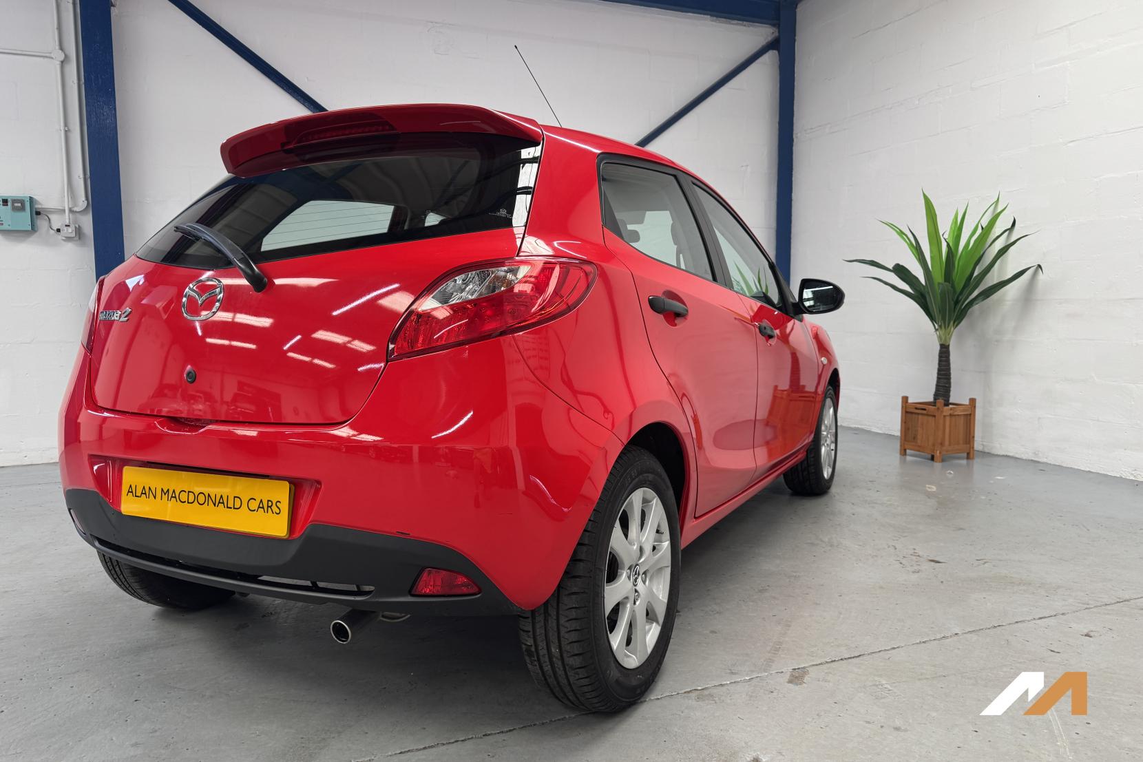 Mazda Mazda2 1.3 SE Hatchback 5dr Petrol Manual Euro 5 (a/c) (75 ps)