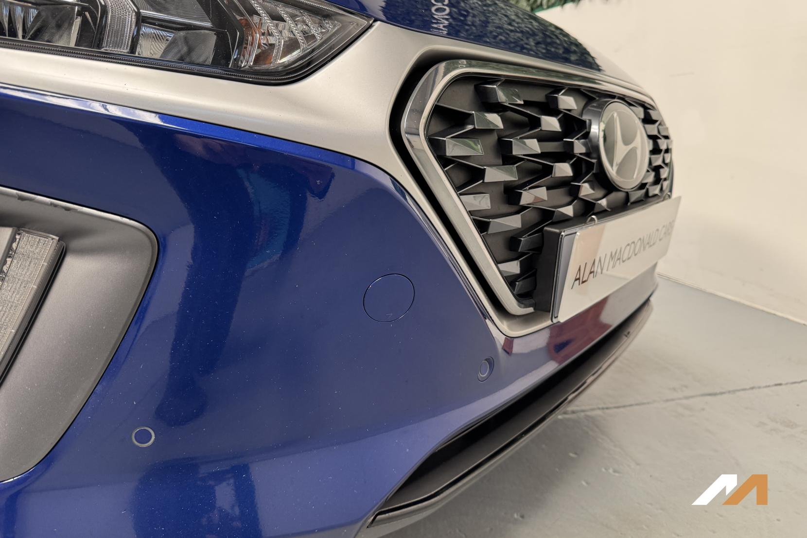 Hyundai IONIQ 1.6 h-GDi Premium SE Hatchback 5dr Petrol Hybrid DCT Euro 6 (s/s) (141 ps)