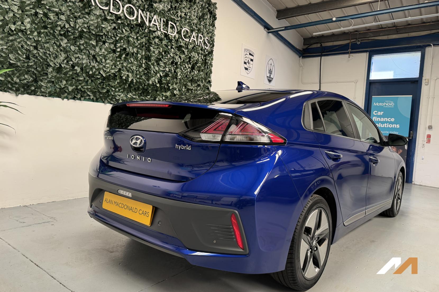 Hyundai IONIQ 1.6 h-GDi Premium SE Hatchback 5dr Petrol Hybrid DCT Euro 6 (s/s) (141 ps)