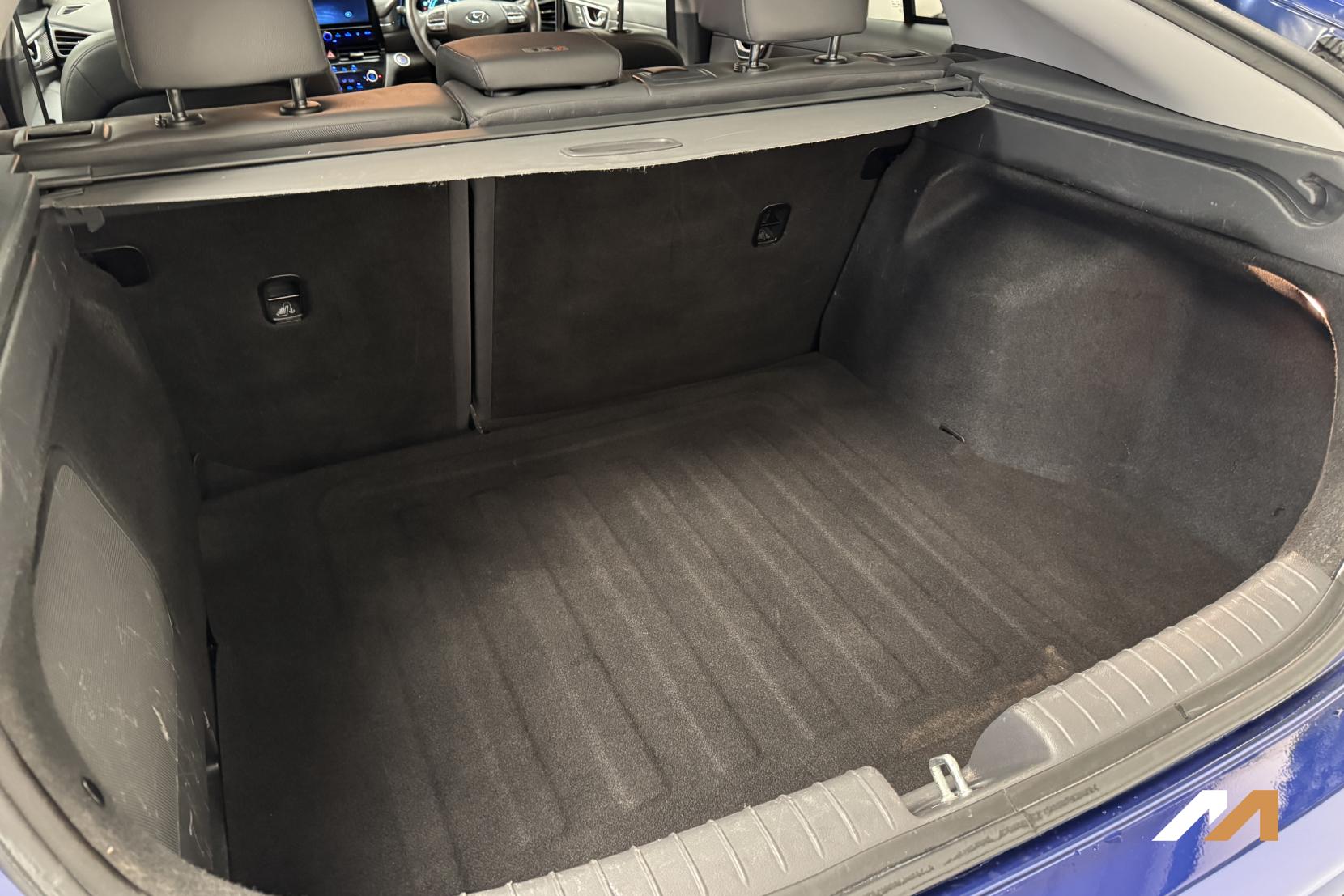 Hyundai IONIQ 1.6 h-GDi Premium SE Hatchback 5dr Petrol Hybrid DCT Euro 6 (s/s) (141 ps)