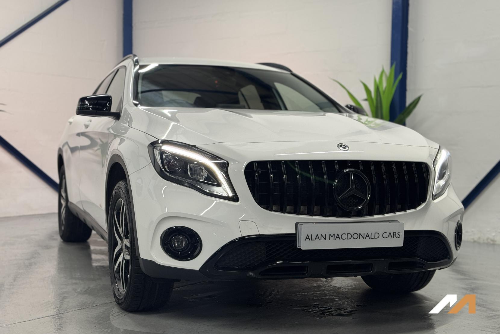 Mercedes-Benz GLA 1.6 GLA180 Urban Edition SUV 5dr Petrol Manual Euro 6 (s/s) (122 ps)