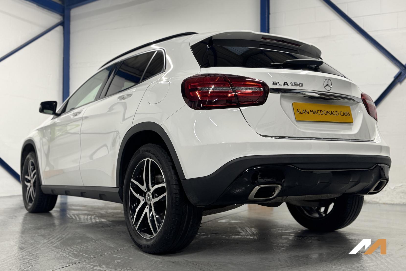 Mercedes-Benz GLA 1.6 GLA180 Urban Edition SUV 5dr Petrol Manual Euro 6 (s/s) (122 ps)