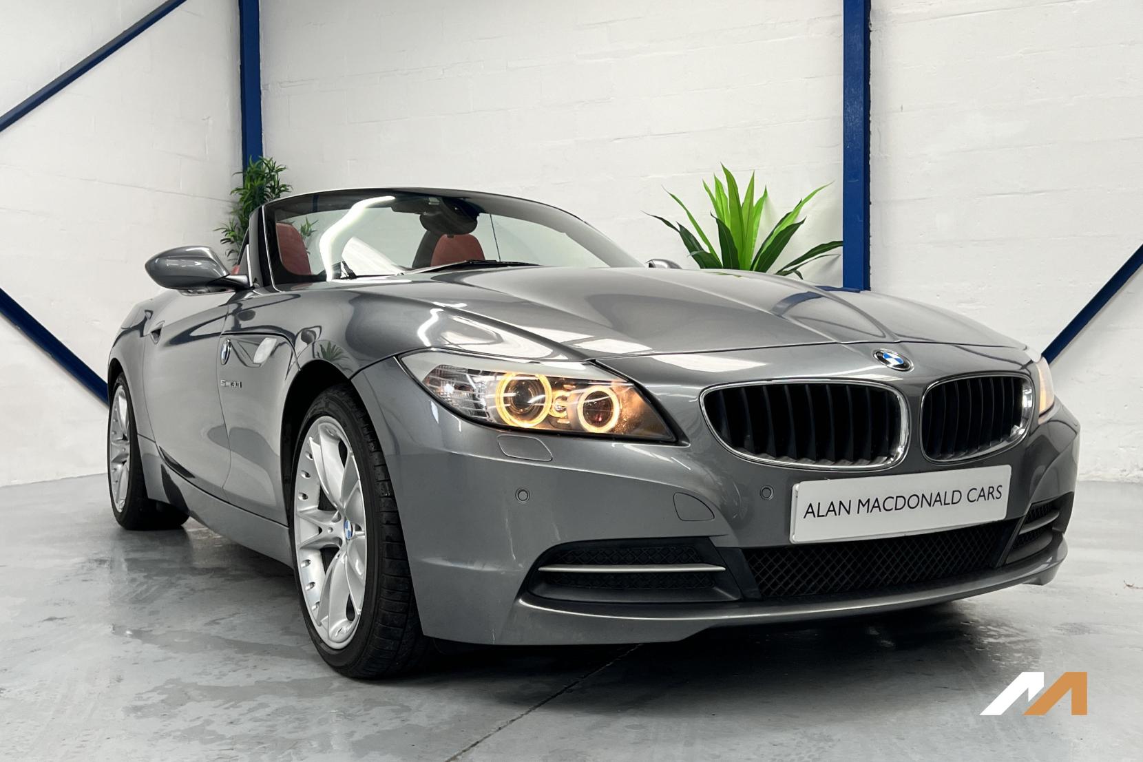 BMW Z4 3.0 30i Convertible 2dr Petrol Auto sDrive Euro 5 (258 ps)