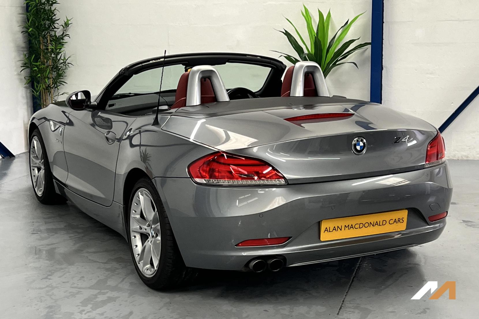 BMW Z4 3.0 30i Convertible 2dr Petrol Auto sDrive Euro 5 (258 ps)