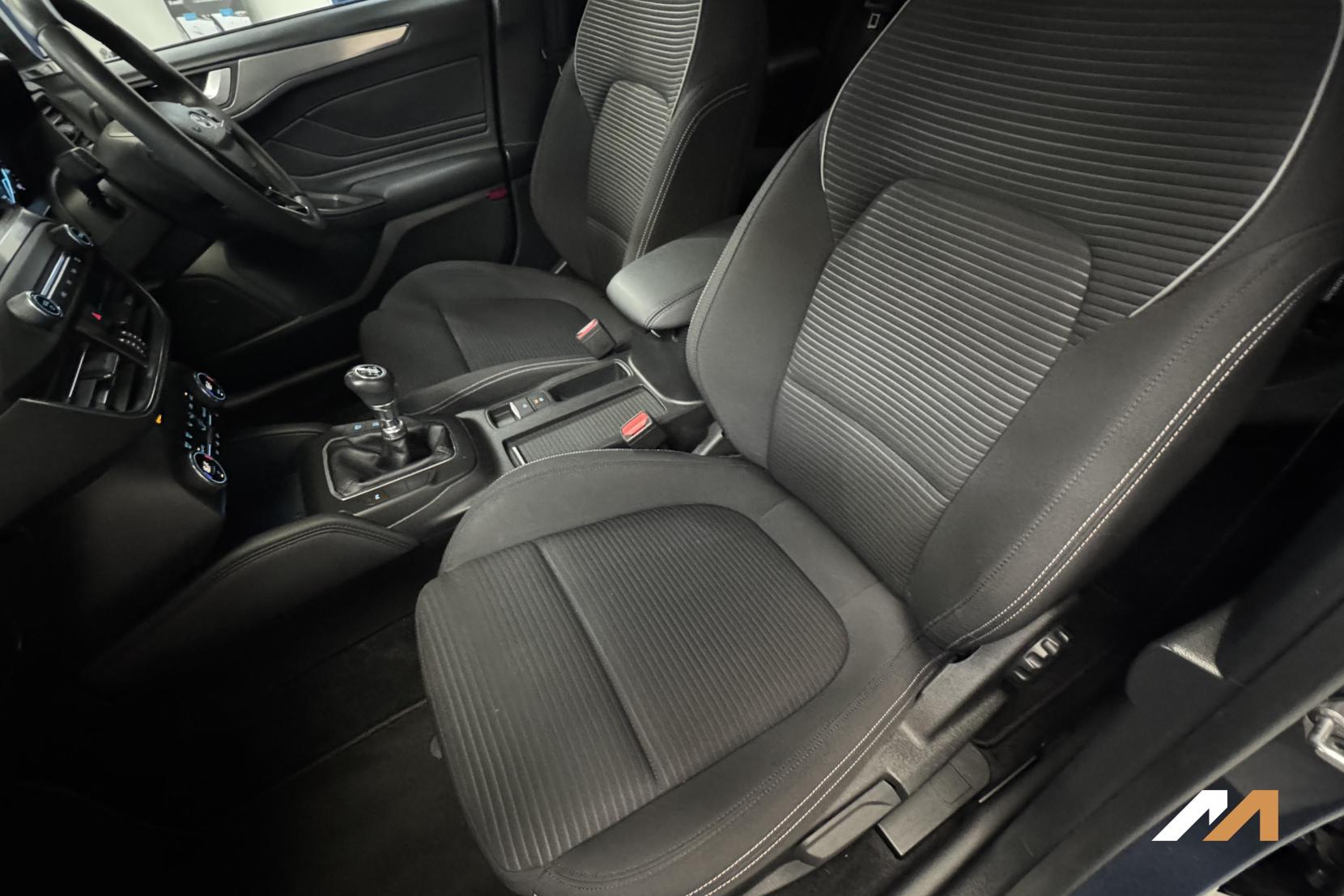 Ford Focus 1.0T EcoBoost Titanium Hatchback 5dr Petrol Manual Euro 6 (s/s) (125 ps)