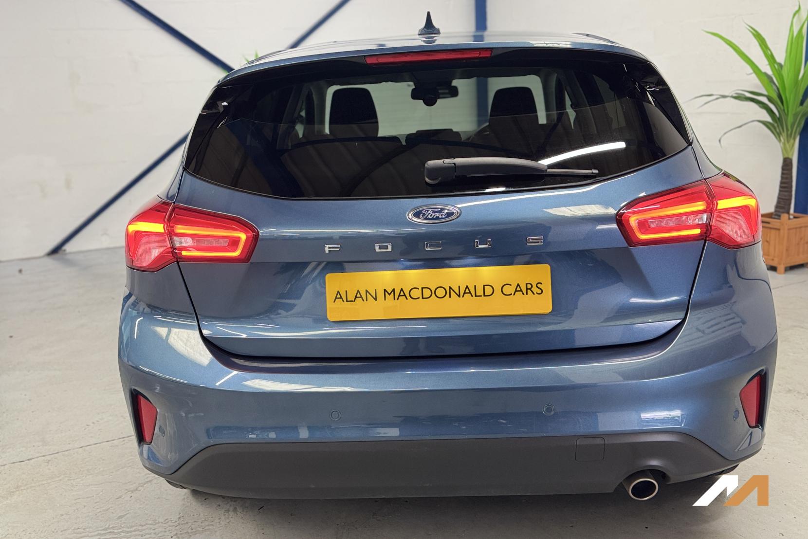 Ford Focus 1.0T EcoBoost Titanium Hatchback 5dr Petrol Manual Euro 6 (s/s) (125 ps)