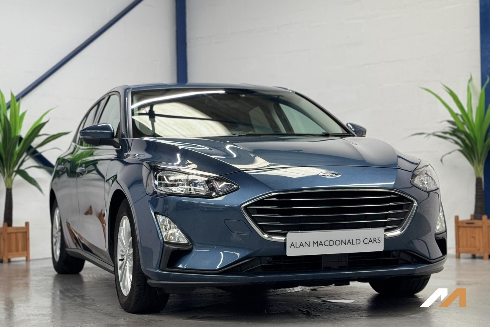 Ford Focus 1.0T EcoBoost Titanium Hatchback 5dr Petrol Manual Euro 6 (s/s) (125 ps)