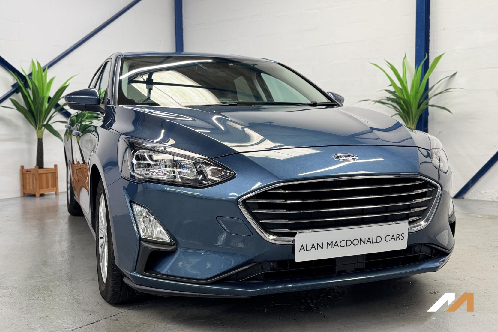Ford Focus 1.0T EcoBoost Titanium Hatchback 5dr Petrol Manual Euro 6 (s/s) (125 ps)