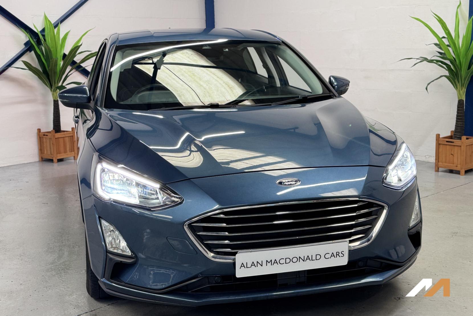 Ford Focus 1.0T EcoBoost Titanium Hatchback 5dr Petrol Manual Euro 6 (s/s) (125 ps)