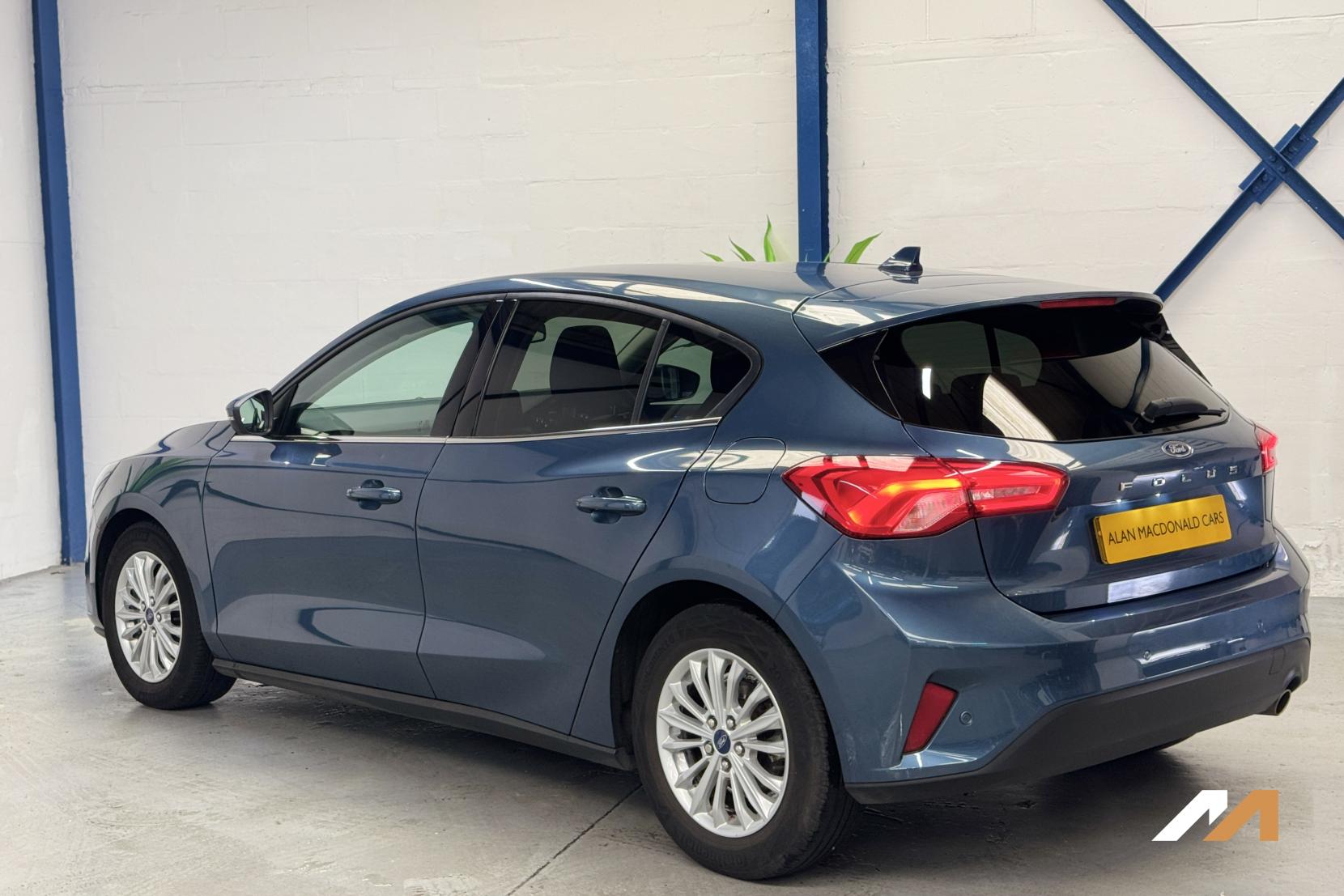 Ford Focus 1.0T EcoBoost Titanium Hatchback 5dr Petrol Manual Euro 6 (s/s) (125 ps)