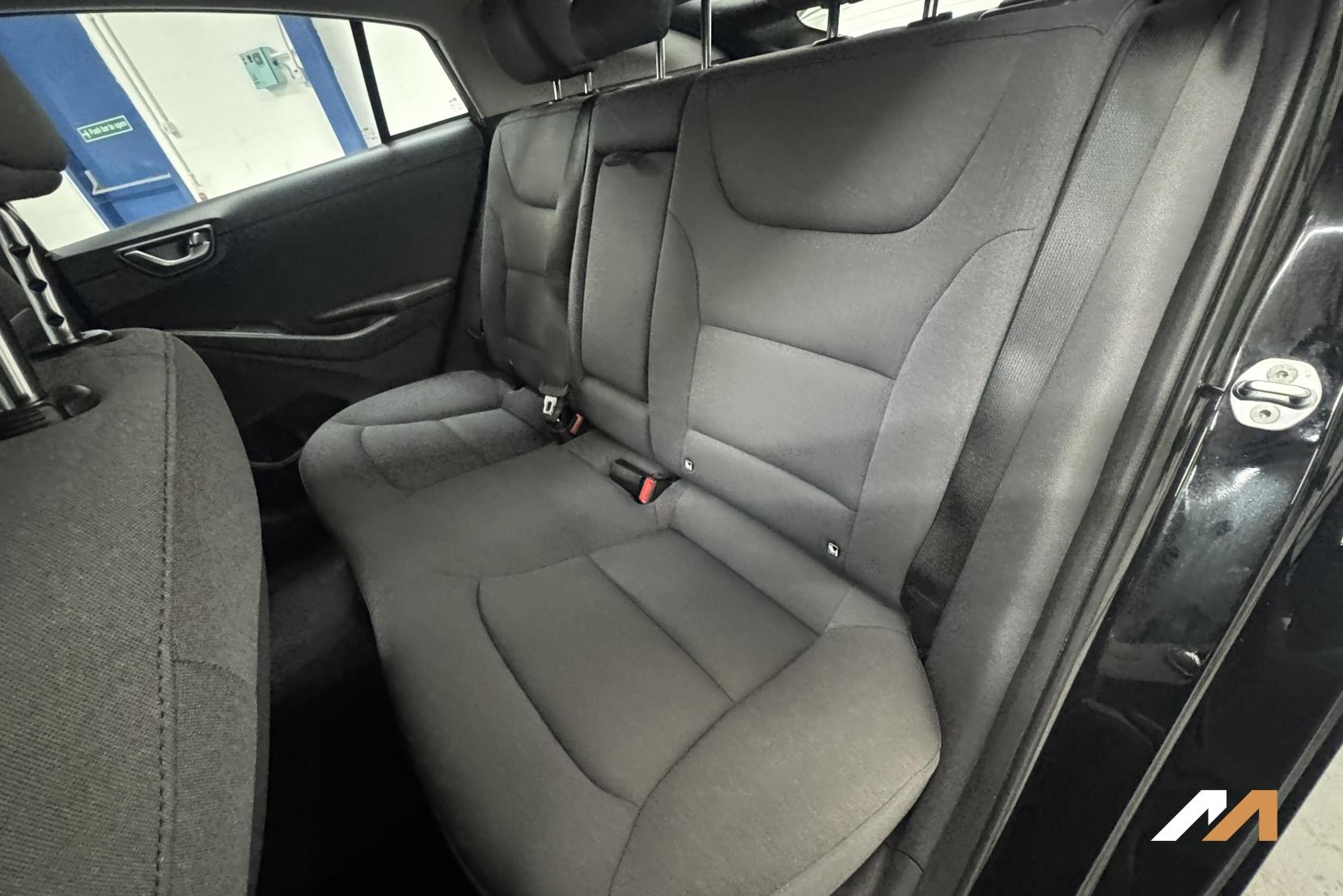 Hyundai IONIQ 1.6 h-GDi Premium Hatchback 5dr Petrol Hybrid DCT Euro 6 (s/s) (141 ps)