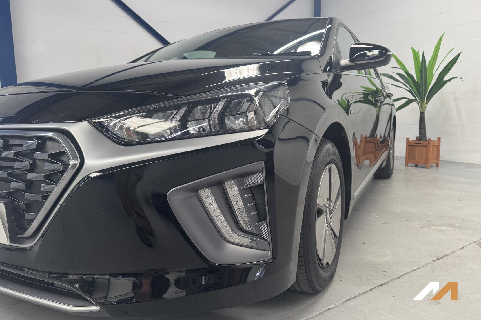 Hyundai IONIQ 1.6 h-GDi Premium Hatchback 5dr Petrol Hybrid DCT Euro 6 (s/s) (141 ps)