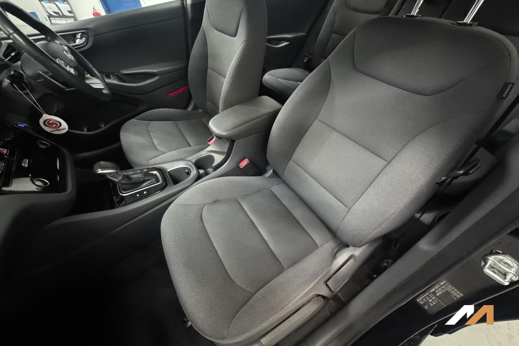 Hyundai IONIQ 1.6 h-GDi Premium Hatchback 5dr Petrol Hybrid DCT Euro 6 (s/s) (141 ps)
