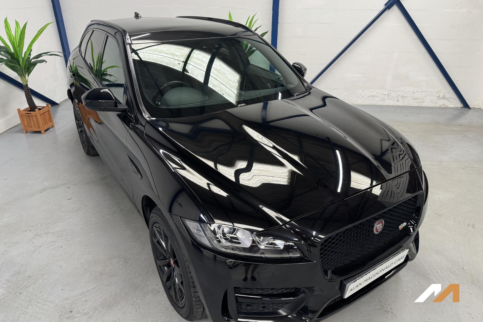 Jaguar F-PACE 2.0 D180 R-Sport SUV 5dr Diesel Auto AWD Euro 6 (s/s) (180 ps)
