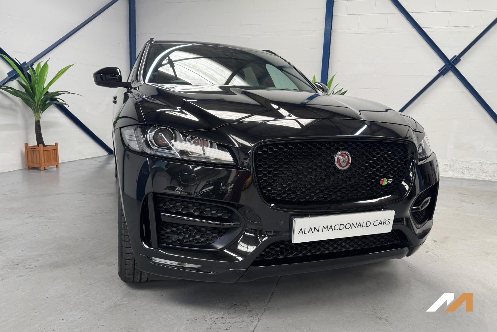 Jaguar F-PACE 2.0 D180 R-Sport SUV 5dr Diesel Auto AWD Euro 6 (s/s) (180 ps)