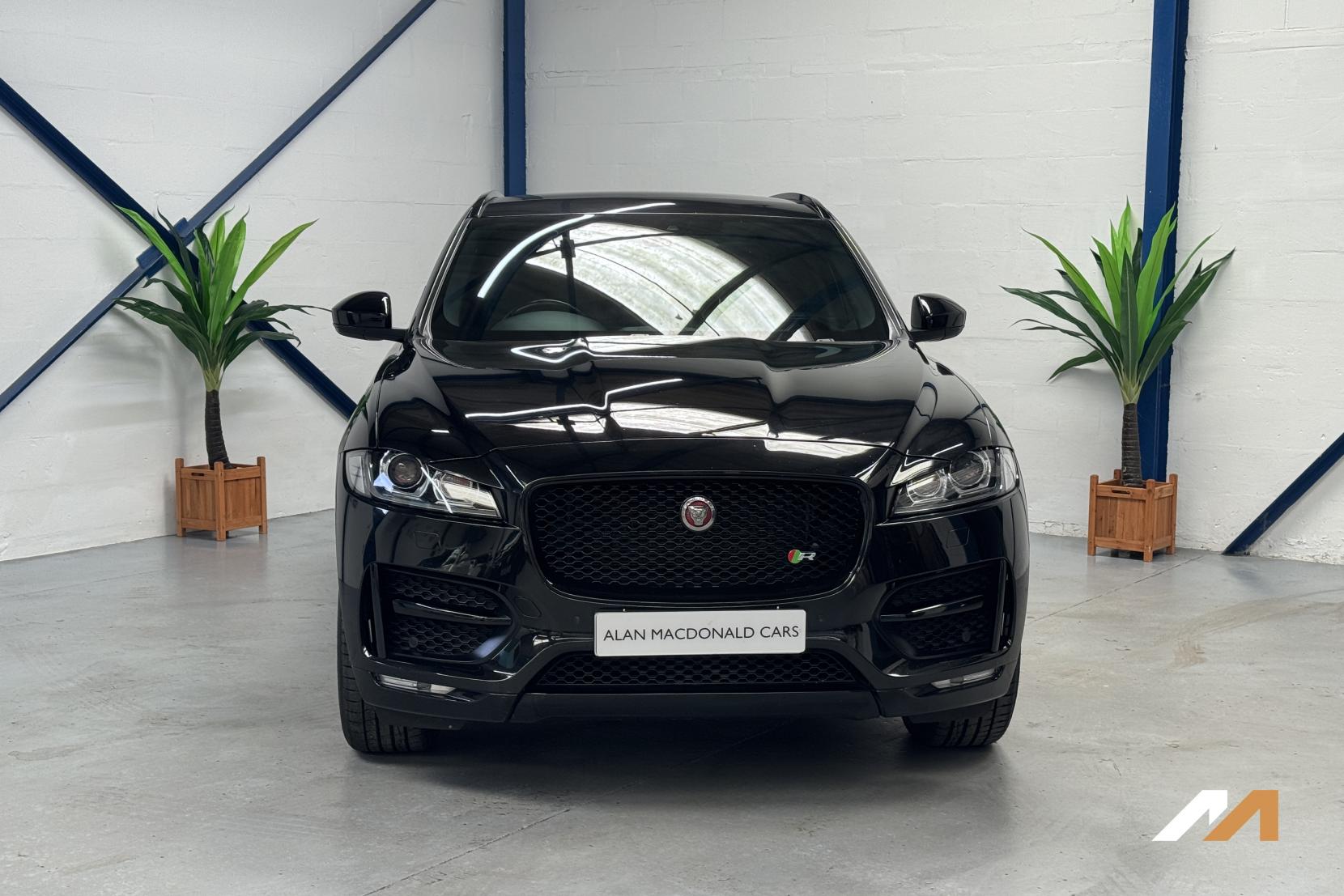 Jaguar F-PACE 2.0 D180 R-Sport SUV 5dr Diesel Auto AWD Euro 6 (s/s) (180 ps)