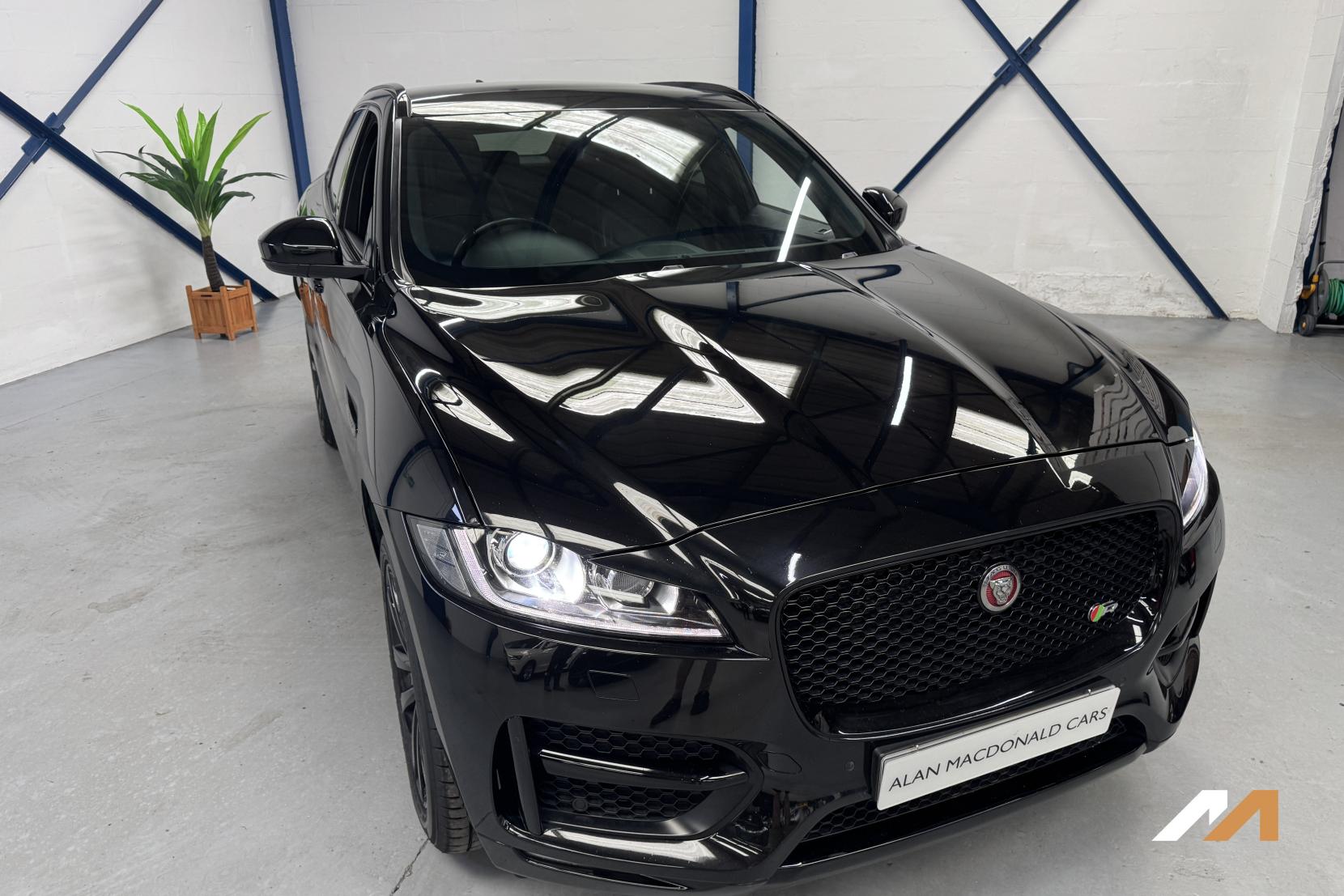Jaguar F-PACE 2.0 D180 R-Sport SUV 5dr Diesel Auto AWD Euro 6 (s/s) (180 ps)