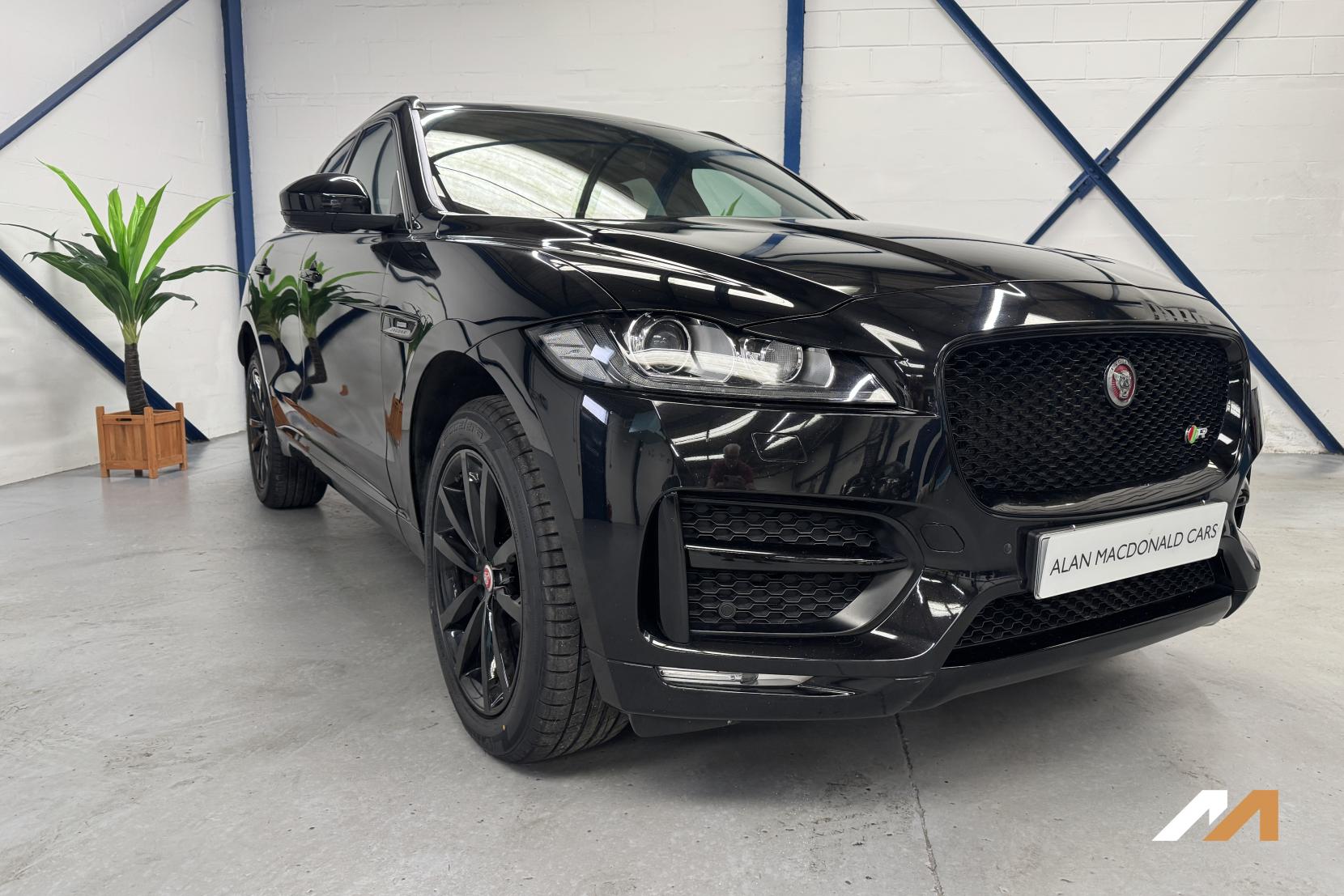 Jaguar F-PACE 2.0 D180 R-Sport SUV 5dr Diesel Auto AWD Euro 6 (s/s) (180 ps)