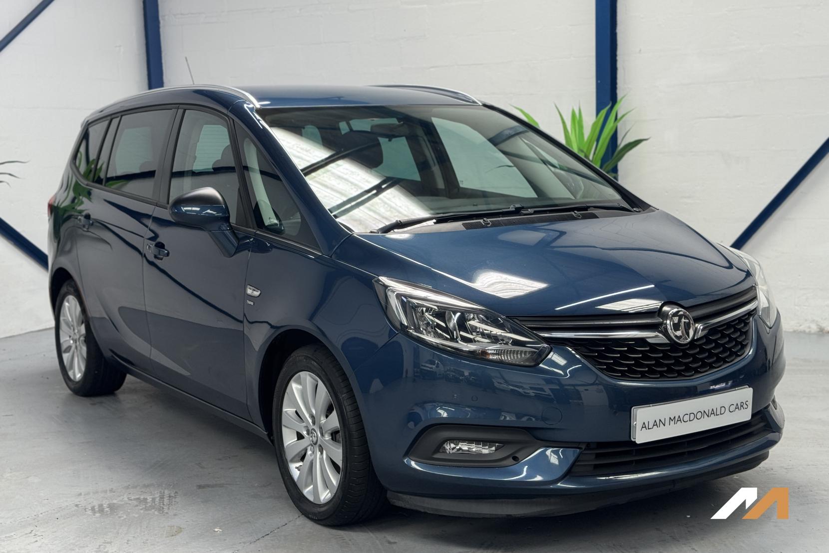 Vauxhall Zafira Tourer 1.6 CDTi ecoFLEX SRi MPV 5dr Diesel Manual Euro 6 (s/s) (134 ps)