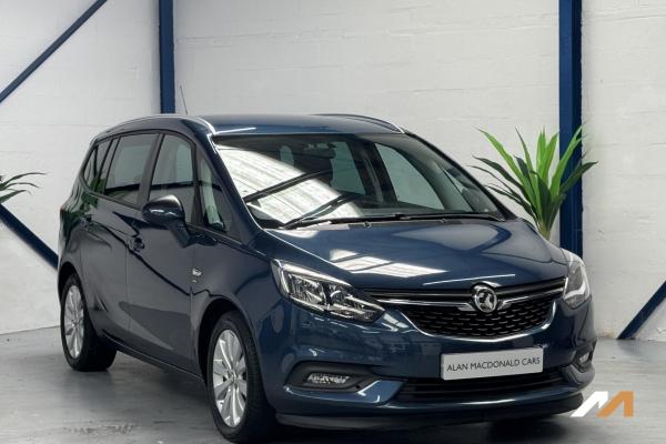 Vauxhall Zafira Tourer 1.6 CDTi ecoFLEX SRi MPV 5dr Diesel Manual Euro 6 (s/s) (134 ps)