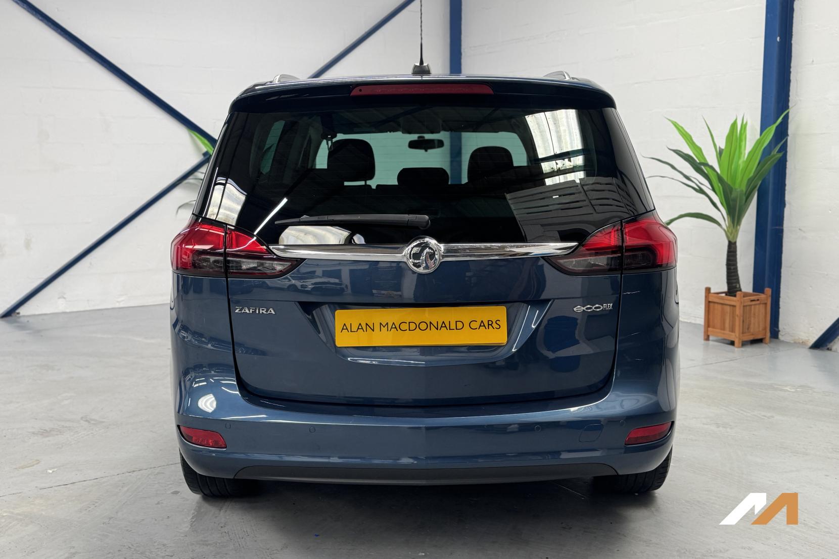 Vauxhall Zafira Tourer 1.6 CDTi ecoFLEX SRi MPV 5dr Diesel Manual Euro 6 (s/s) (134 ps)