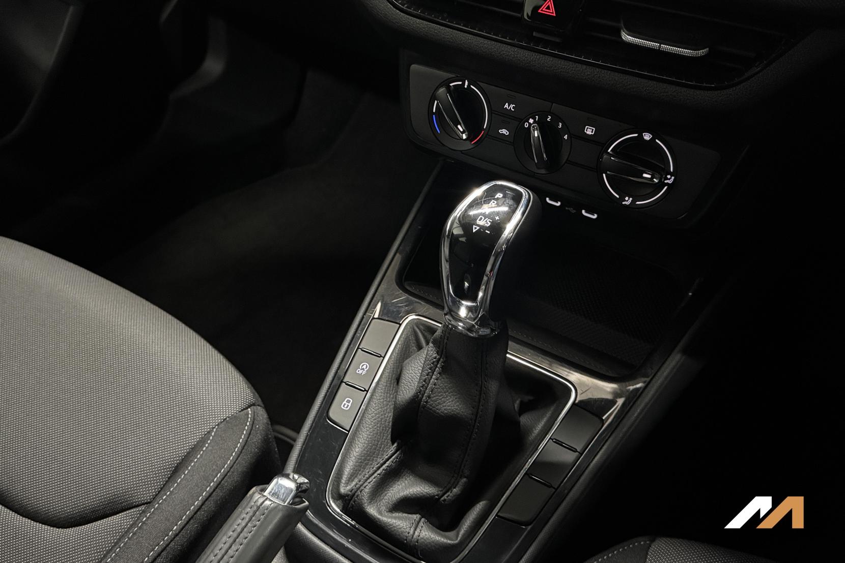 Skoda Fabia 1.0 TSI Colour Edition Hatchback 5dr Petrol DSG Euro 6 (s/s) (110 ps)