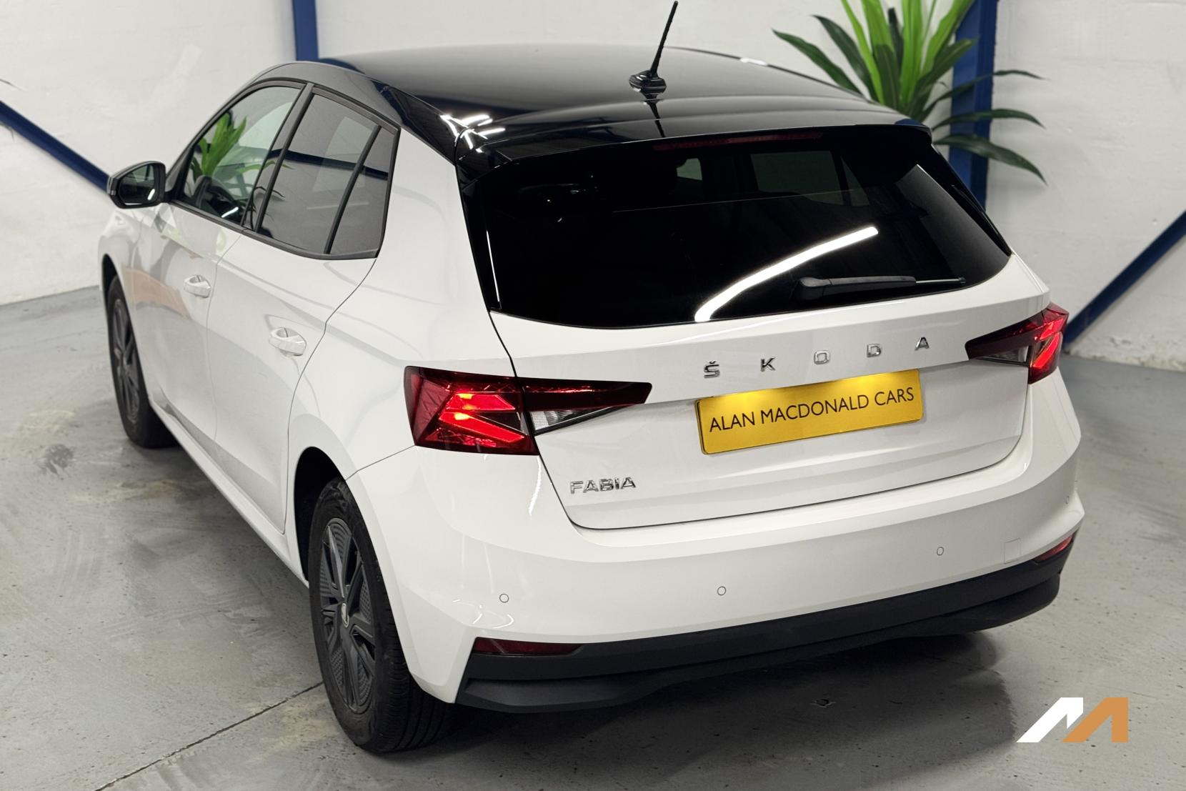 Skoda Fabia 1.0 TSI Colour Edition Hatchback 5dr Petrol DSG Euro 6 (s/s) (110 ps)