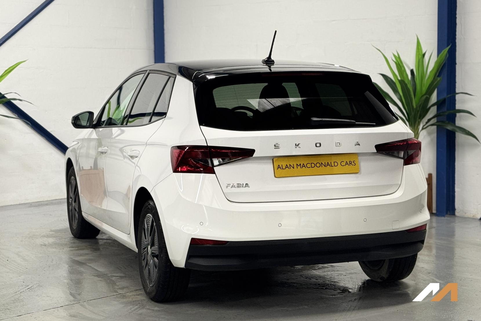 Skoda Fabia 1.0 TSI Colour Edition Hatchback 5dr Petrol DSG Euro 6 (s/s) (110 ps)