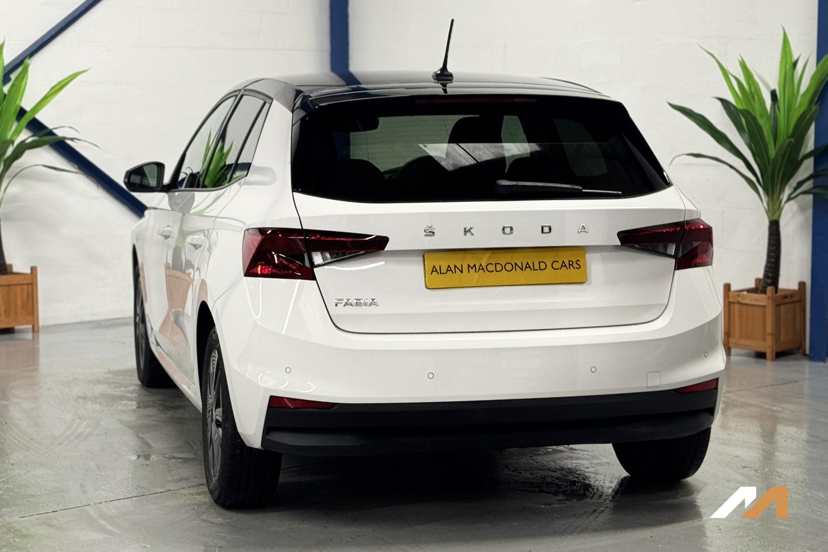 Skoda Fabia 1.0 TSI Colour Edition Hatchback 5dr Petrol DSG Euro 6 (s/s) (110 ps)