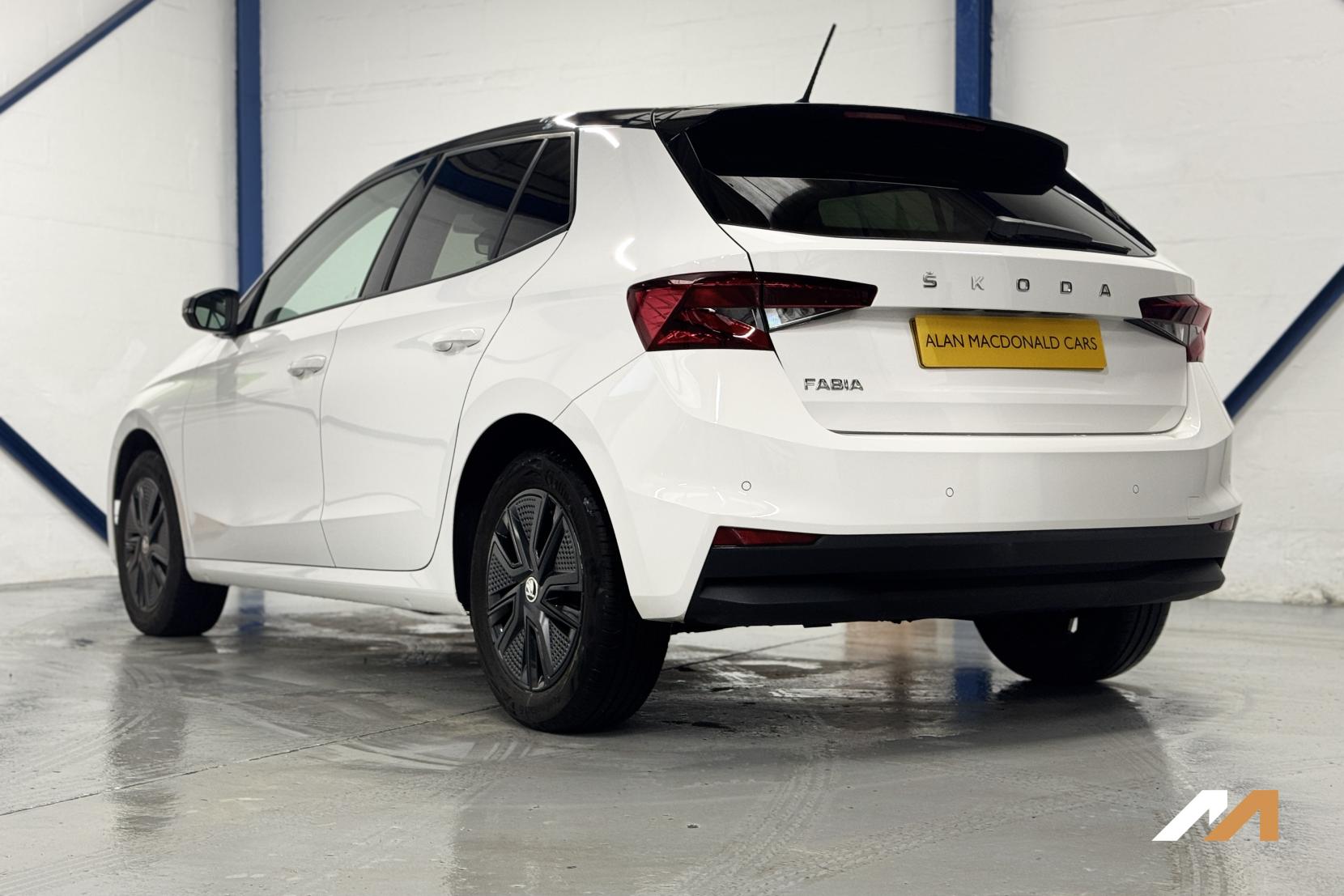 Skoda Fabia 1.0 TSI Colour Edition Hatchback 5dr Petrol DSG Euro 6 (s/s) (110 ps)