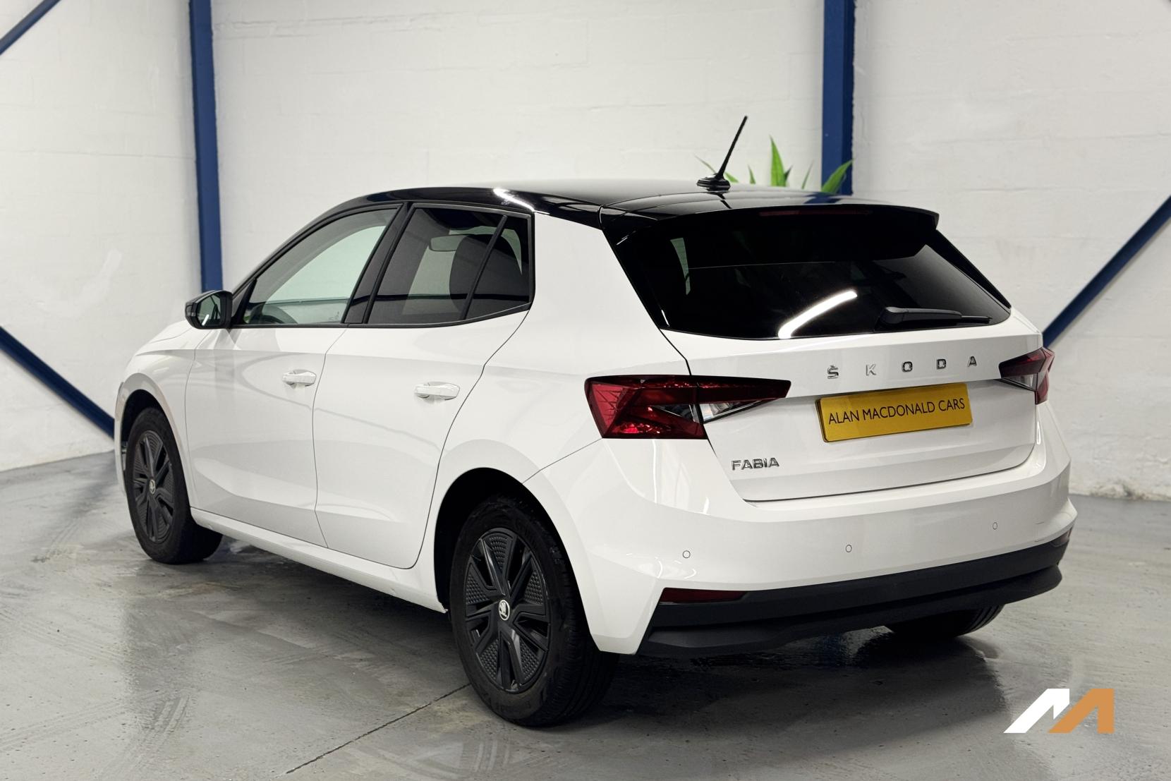 Skoda Fabia 1.0 TSI Colour Edition Hatchback 5dr Petrol DSG Euro 6 (s/s) (110 ps)