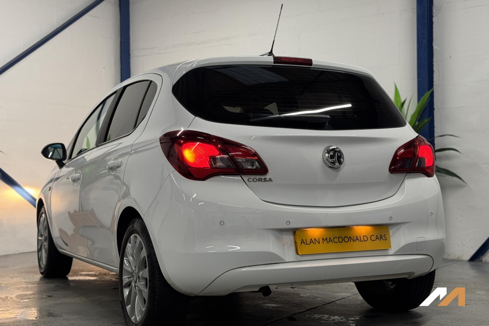 Vauxhall Corsa 1.4i ecoTEC SE Nav Hatchback 5dr Petrol Manual Euro 6 (90 ps)