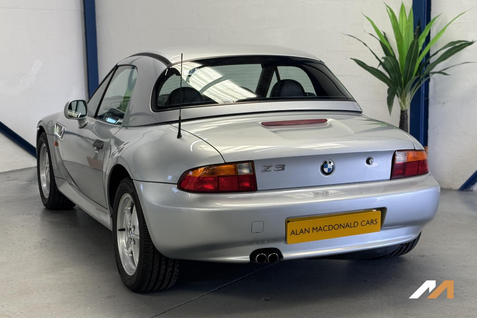 BMW Z3 2.8i Convertible 2dr Petrol Automatic (249 g/km, 193 bhp)