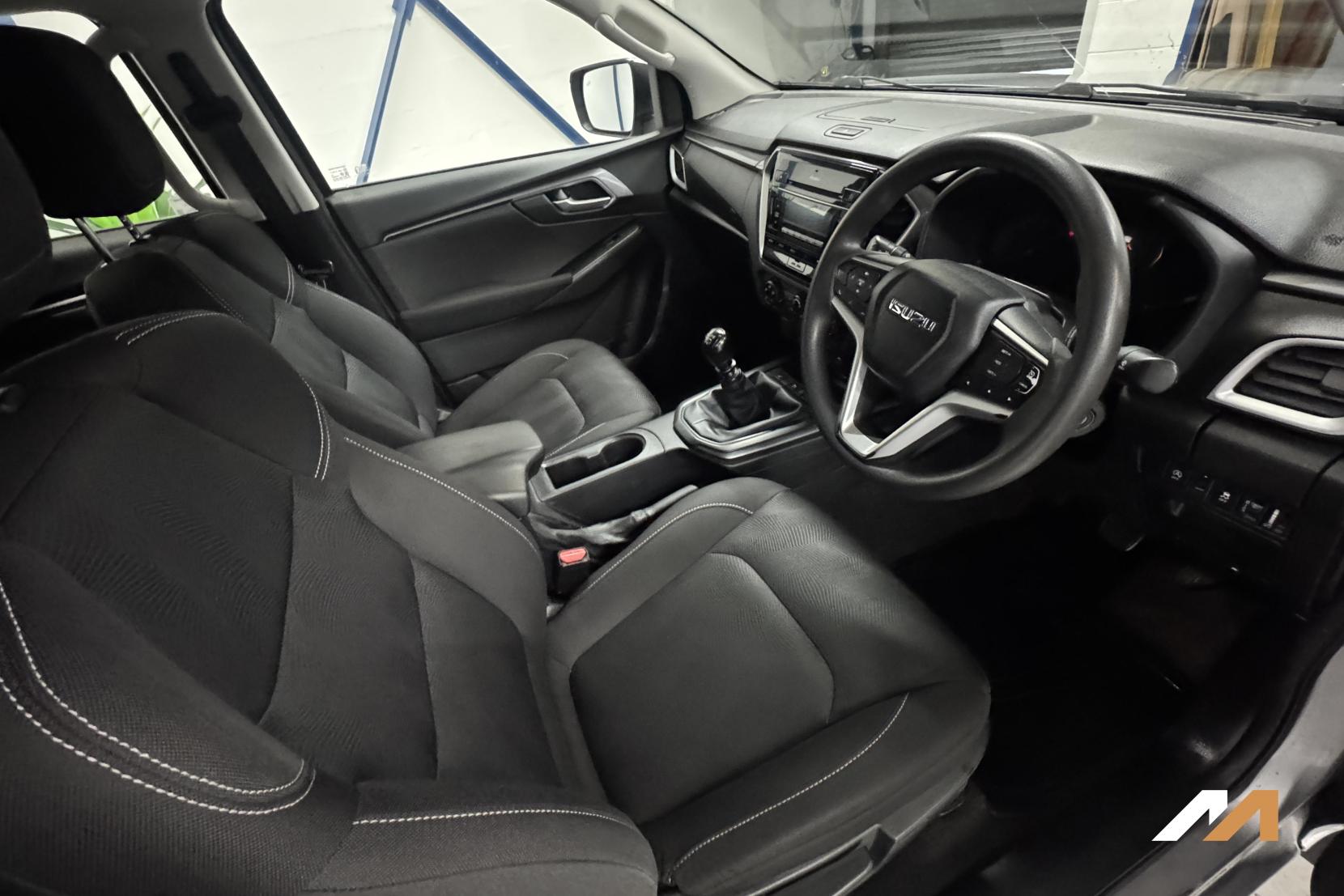 Isuzu D-Max 1.9 TD DL20 Pickup Double Cab 4dr Diesel Manual 4WD Euro 6 (s/s) (164 ps)